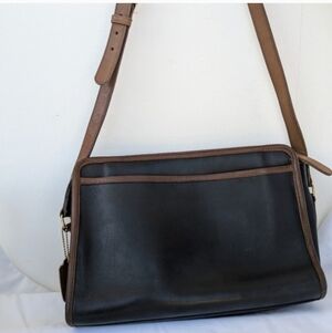 🍍Coach Vintage Compartment Black and Tan Crossbody Leather Brown